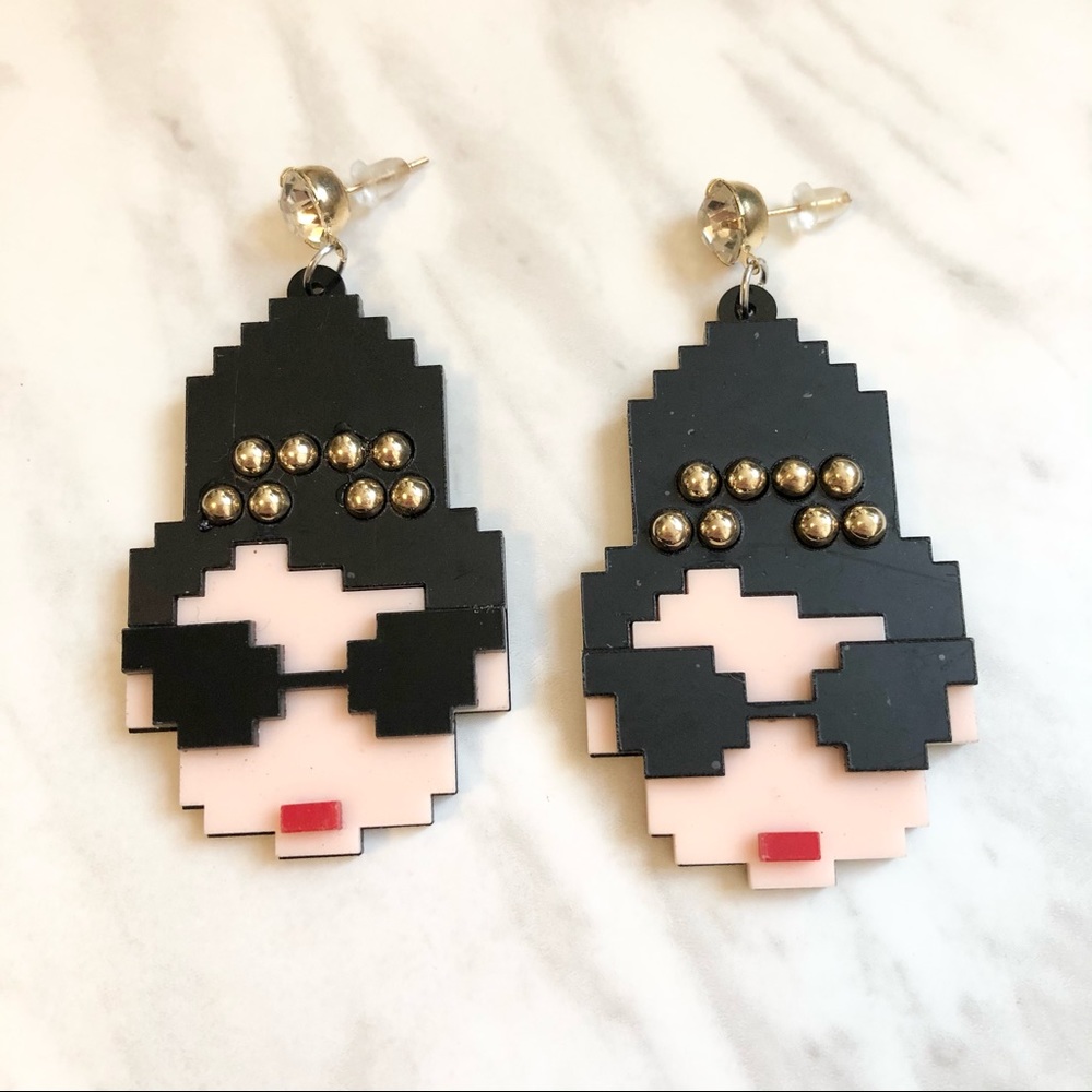 🎉 New Audrey Hepburn Stud Earrings